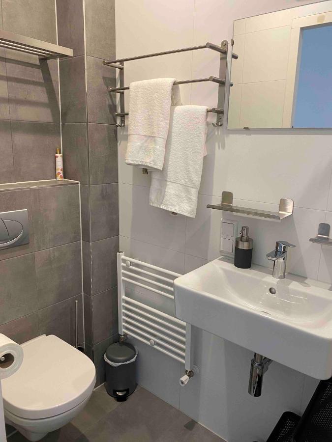 Haagshuisje- Eigen Appartement, Dichtbij Alles, Stijlvol ฟอร์เบิร์ก ภายนอก รูปภาพ